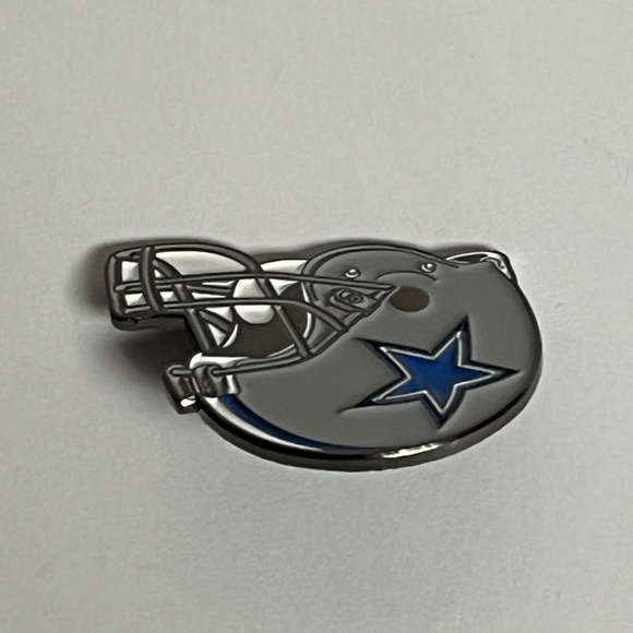 Dallas Cowboys Helmet Hat Pin Pins Streetwear Hats Bag Football Fitted New Era - Picture 3 of 7